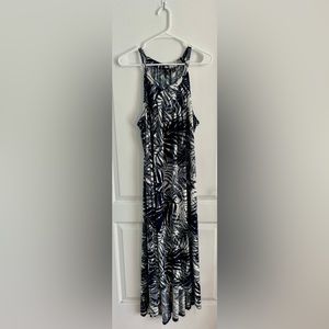 Women’s plus size maxi dress
